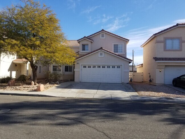 Foto del edificio - North Las Vegas Upgraded 4 Bedroom!