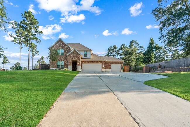 Building Photo - 105 Whelan Ln