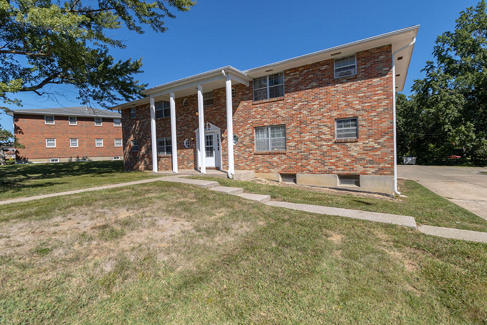 Foto principal - 2705 W Rollins Rd