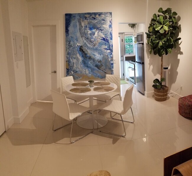Foto del edificio - 1604 Drexel Ave
