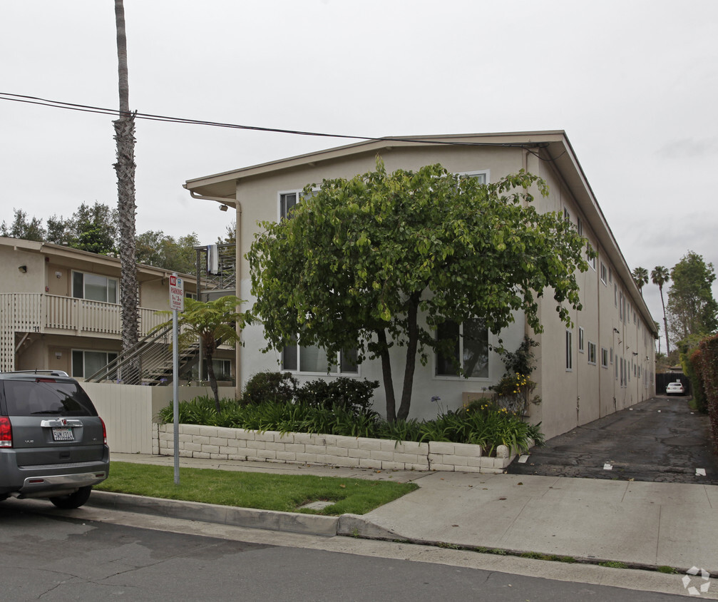 Building Photo - Ocean View Apartments