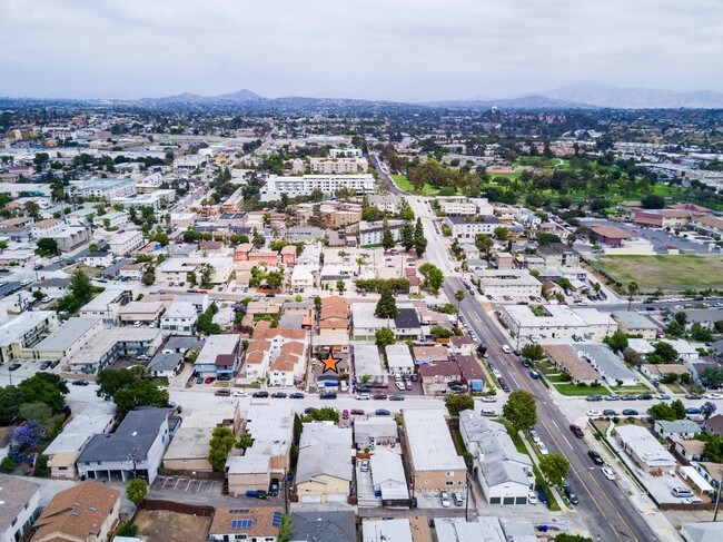 Vista desde arriba con vista al este - 4225-4231 50th St