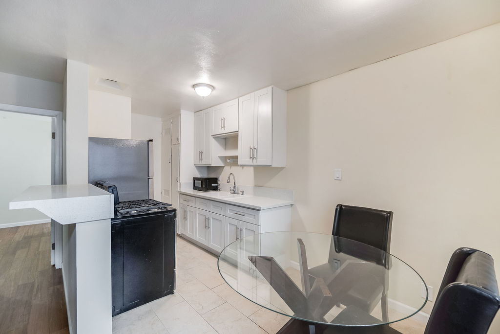 Dining/Kitchen - 1119 N Genesee Ave