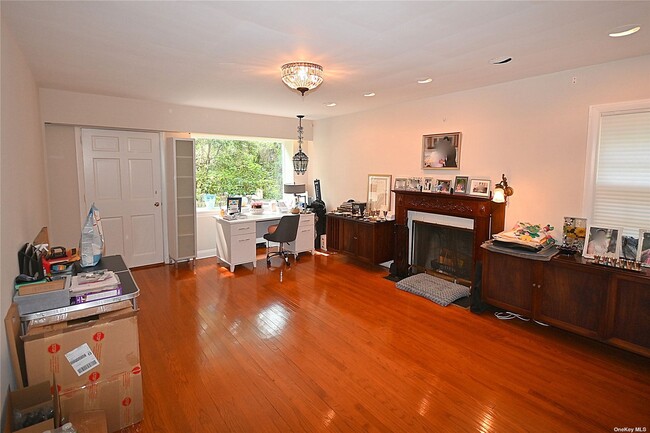 Building Photo - 36 Bellingham Ln