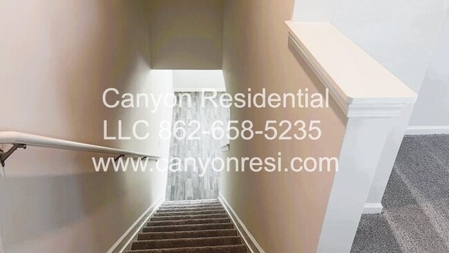 Building Photo - 740 Wayfinder Run