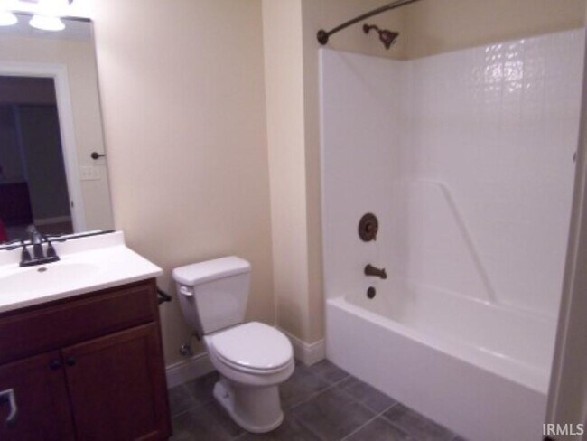 Foto del edificio - 294 Zinnia St