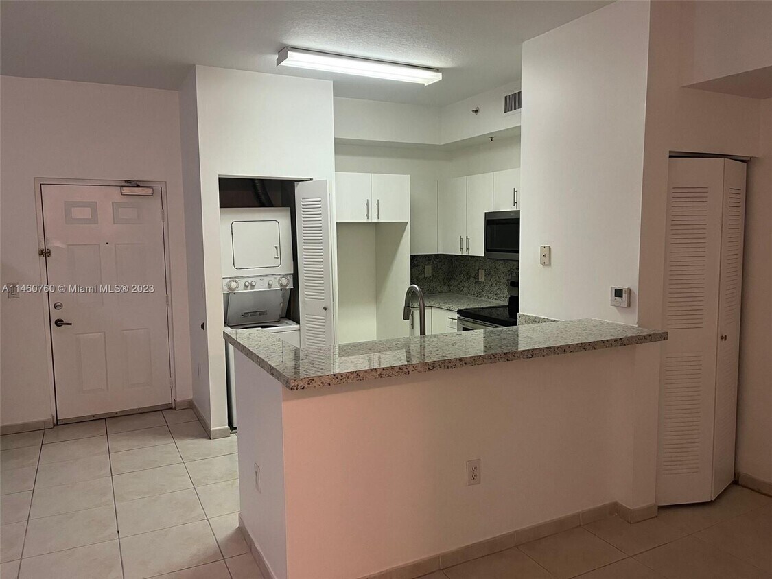 7300 NW 114th Ave Unit 1076, Doral, FL 33178 Apartment for Rent in Doral, FL