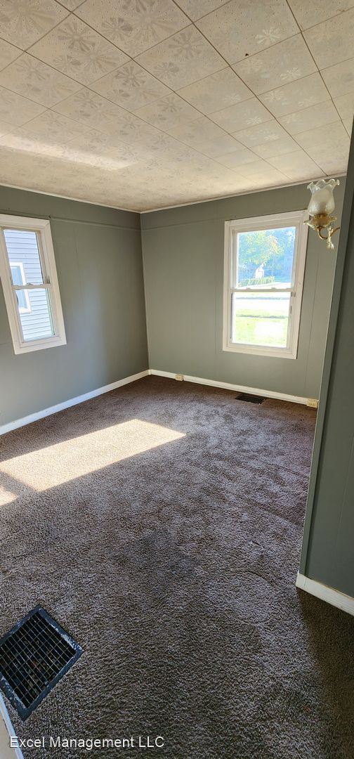 Foto del edificio - 2 br, 1 bath House - 729 N Elmer St
