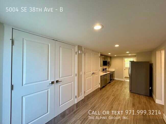 Foto del edificio - 5004 SE 38th Ave