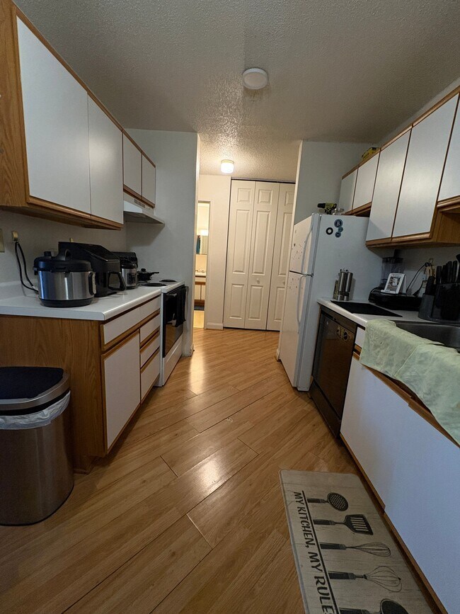 Foto del edificio - 1518 1st St E