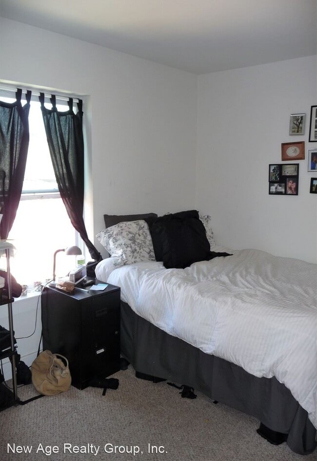 Building Photo - 4075 Spring Garden St