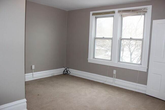 Foto del edificio - 256 Whipple St