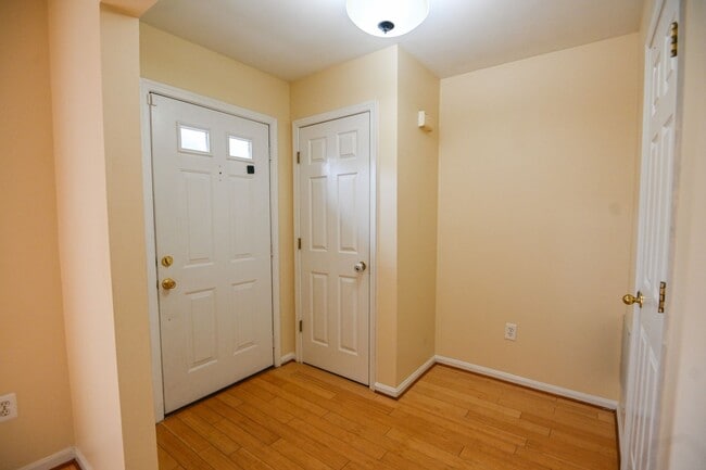 Photo - Seven Oaks Townhouse