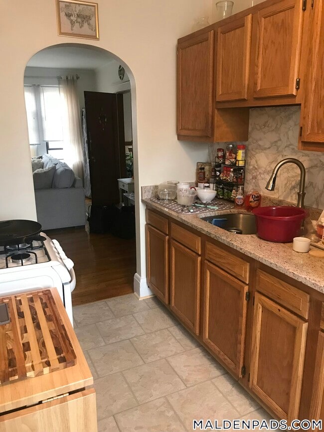 Foto del edificio - 349 Pleasant St