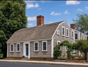 Building Photo - 218 Sandwich St