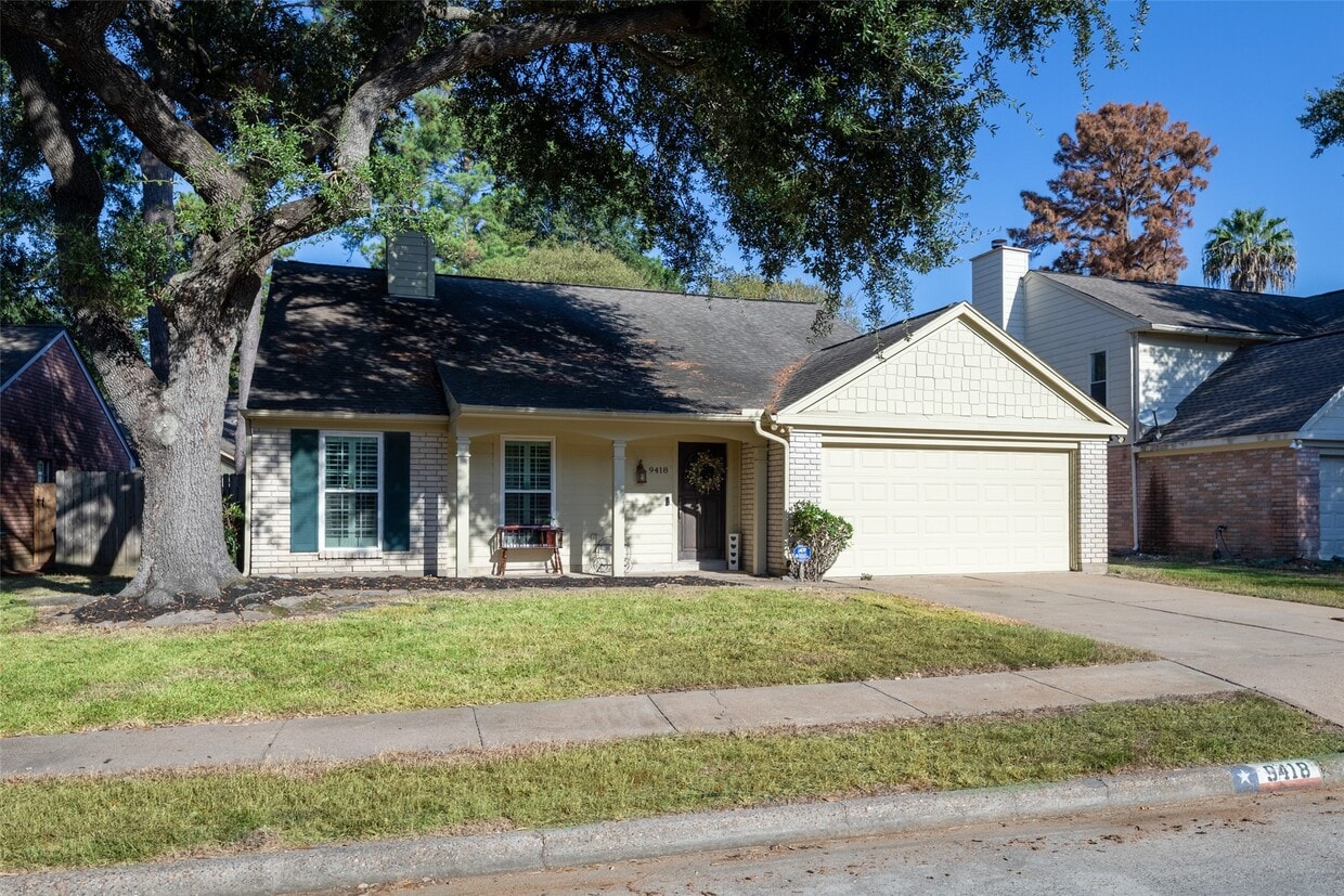Foto principal - 9418 Wandsworth Dr