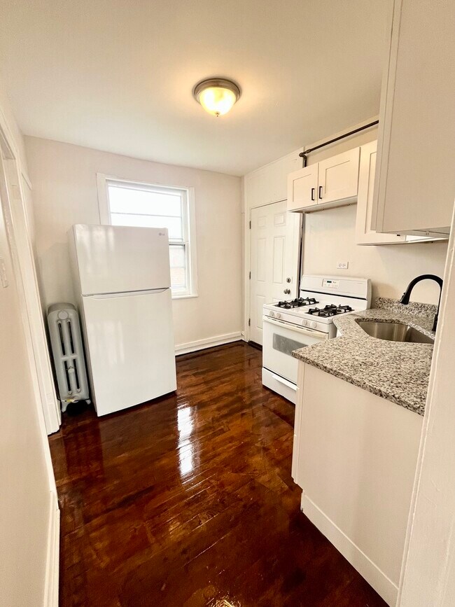 Foto del edificio - 5838 W Altgeld St