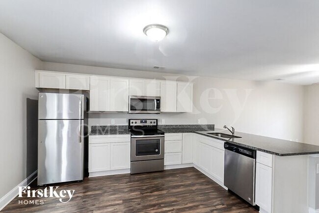 Foto del edificio - 6710 Sawnee Way
