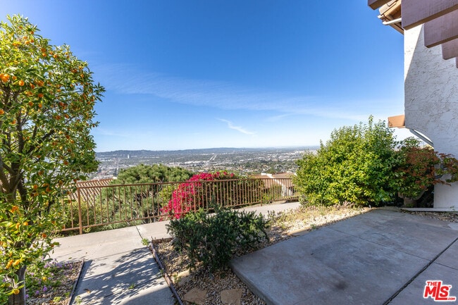 Foto del edificio - 1709 Cam De Villas