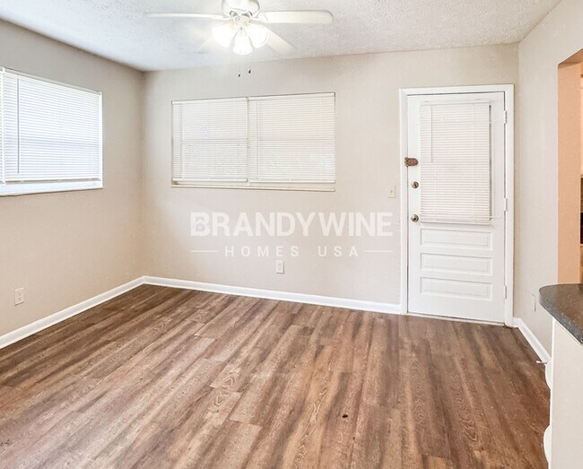 Building Photo - 7603 Brockhurst Dr