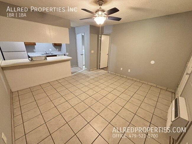 Building Photo - 1390 W Wedington Dr