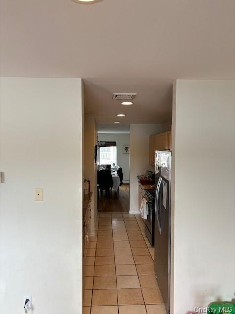 Building Photo - 224 Outlook Ave