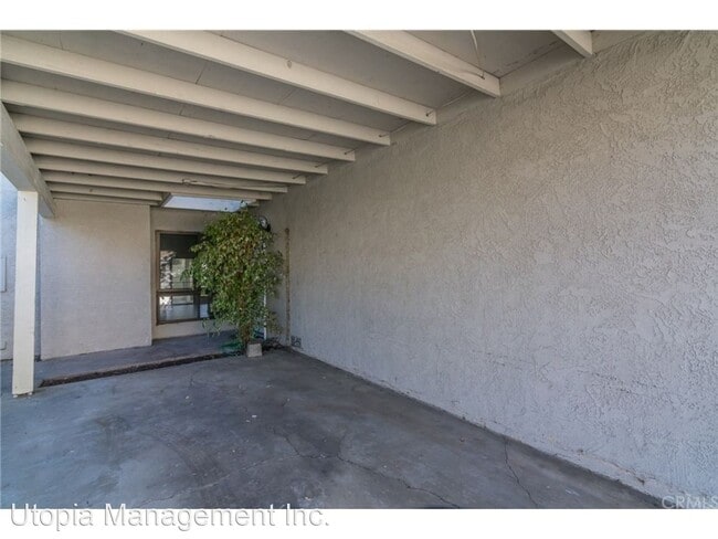 Building Photo - 4 br, 2.5 bath House - 44547 La Paz Rd.