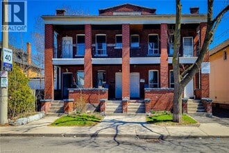 Building Photo - 254 Emerald St N
