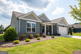 Building Photo - 729 Glenside Dr