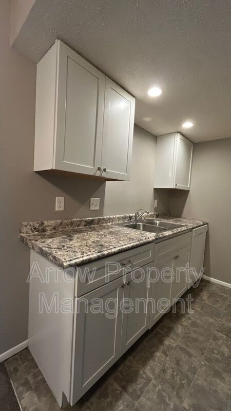 Foto del edificio - 2110 J St