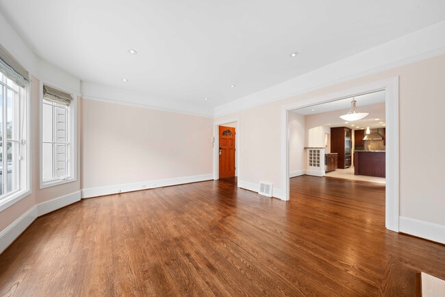 Building Photo - 57 Capra Way