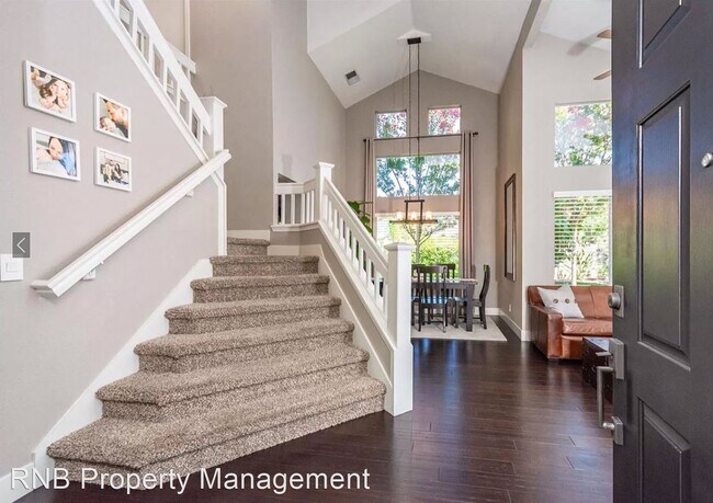 Building Photo - 3 br, 2.5 bath House - 1515 Alyssum Way