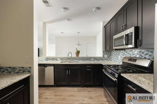 Foto del edificio - 421 Tavern Rd