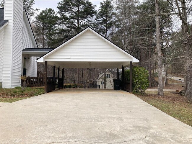 Foto del edificio - 12 Trevor Trail