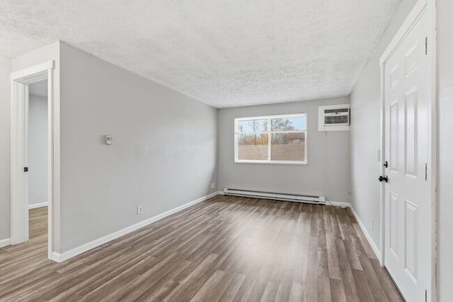 Building Photo - 2914 N Hogan St