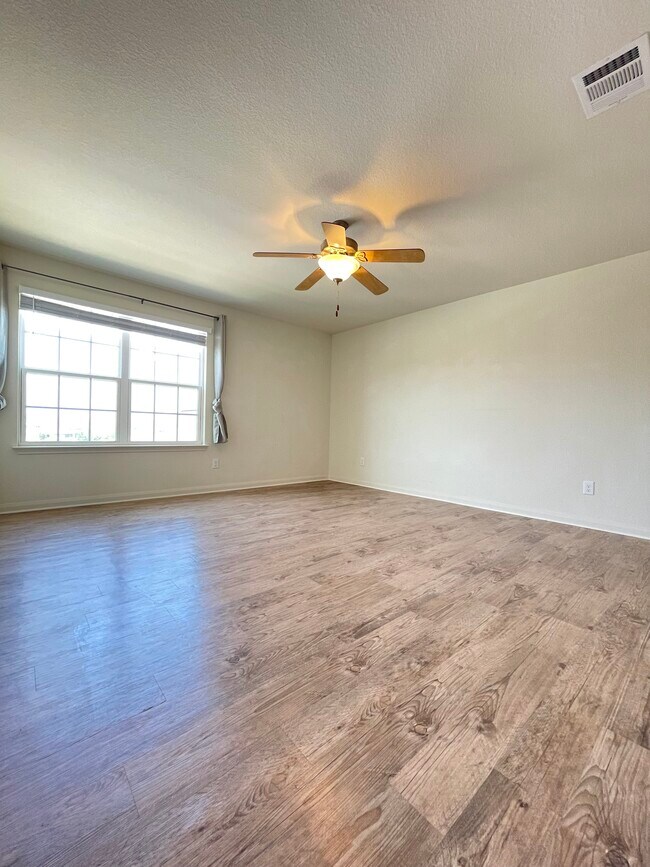 Master Bedroom - 13331 William McKinley Way