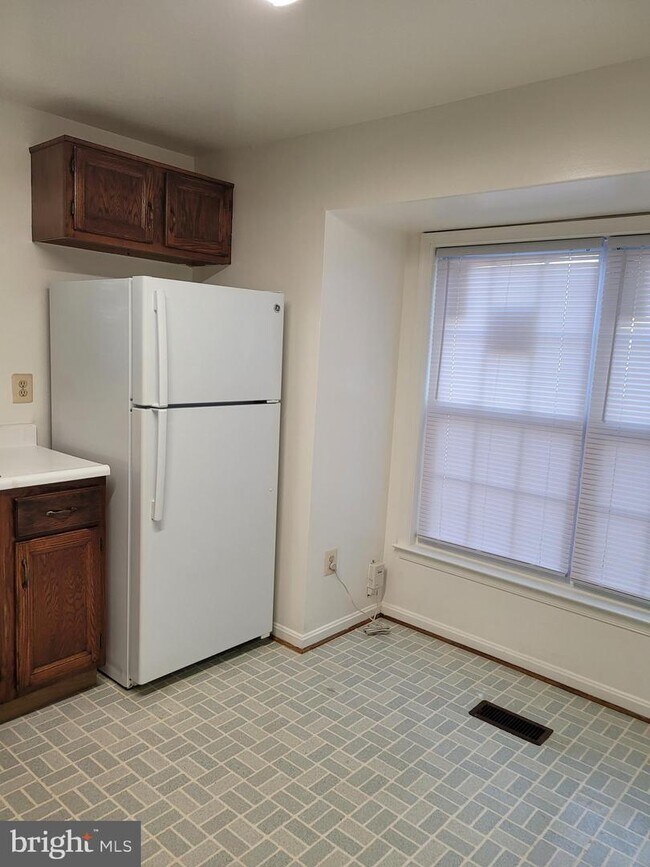 Building Photo - 35 Prairie Landing Ct