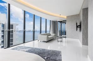 Foto del edificio - 3 br, 4.5 bath Condo - 18555 Collins Avenue