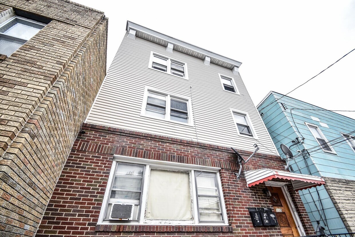 Foto principal - 110 Laidlaw Ave