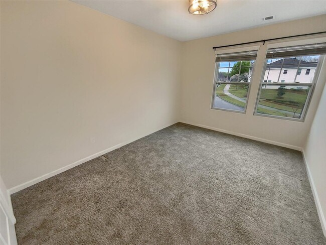 Foto del edificio - 11052 Chalkbark Ln