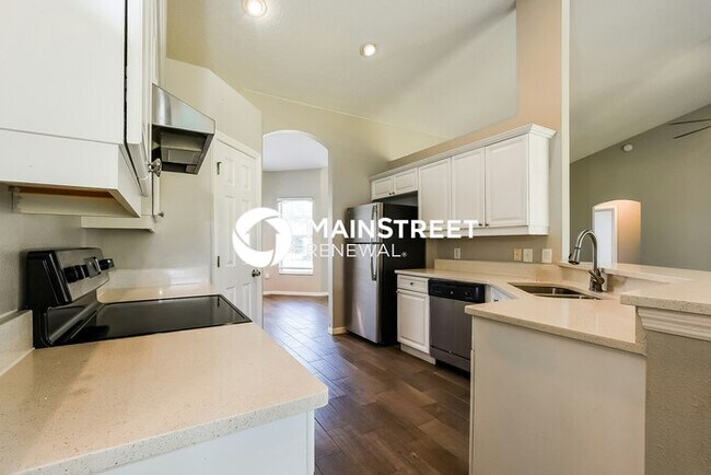 Building Photo - 3 Bedroom Pet-Friendly Home in Grand Islan...