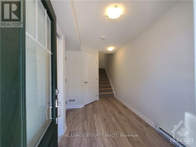 Photo du bâtiment - 904 Lixnaw Ct