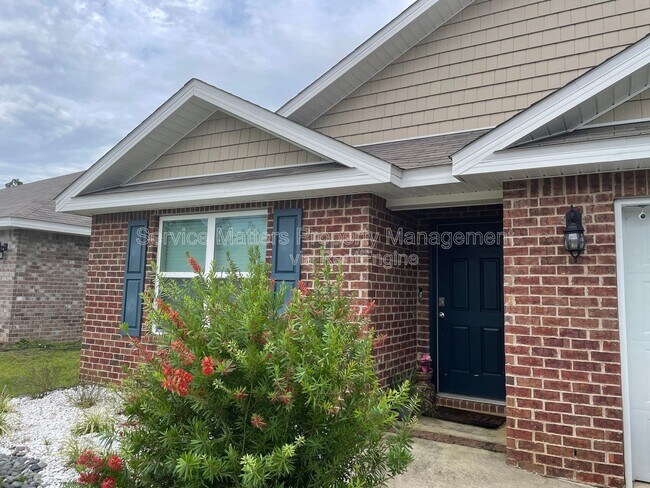 Building Photo - 4080 Roosevelt Way