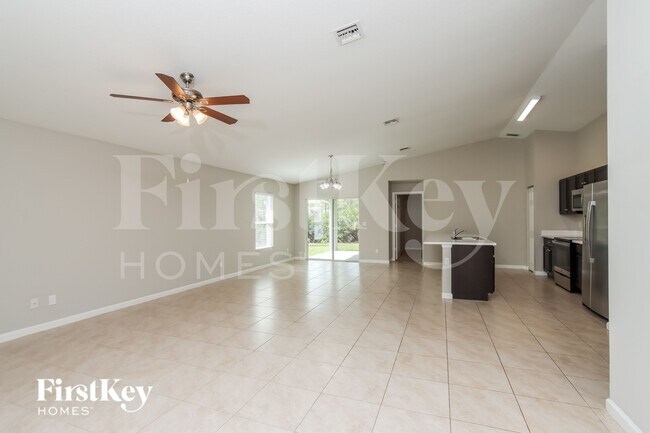 Foto del edificio - 1643 Talavera St SE