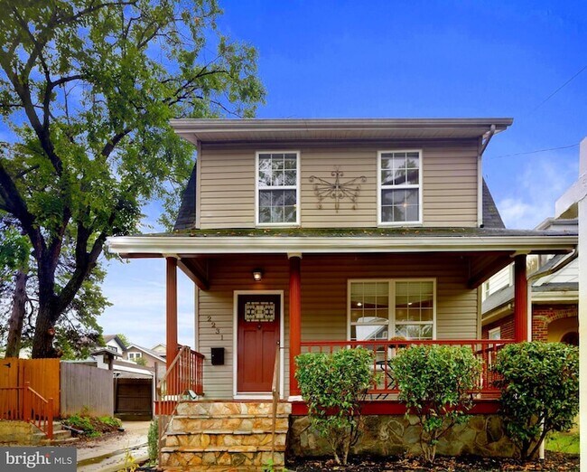 Foto del edificio - 2231 Otis St NE
