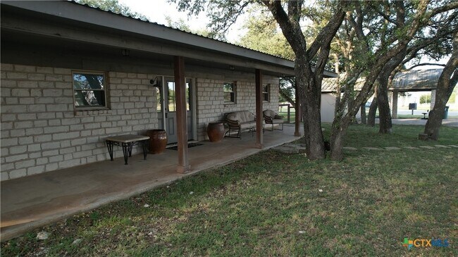 Foto del edificio - 6315 Beau Allen Ct