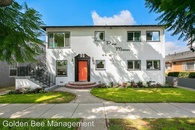 Building Photo - 3 br, 2 bath Apartment - 2071 Pine Ave