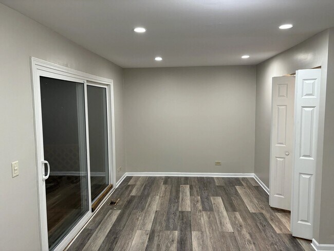 Building Photo - 277 Navajo Dr