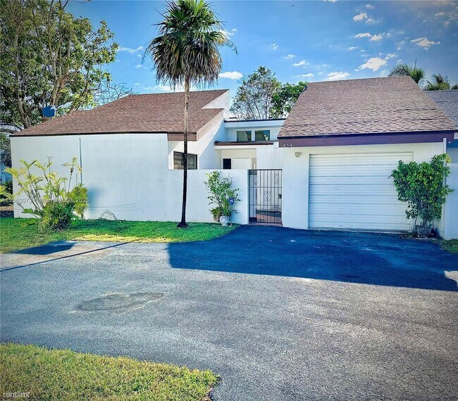 Building Photo - 3 br, 2 bath House - 8541 Franjo Rd