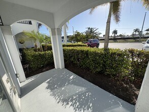 Interior Photo - The Crest at Naples